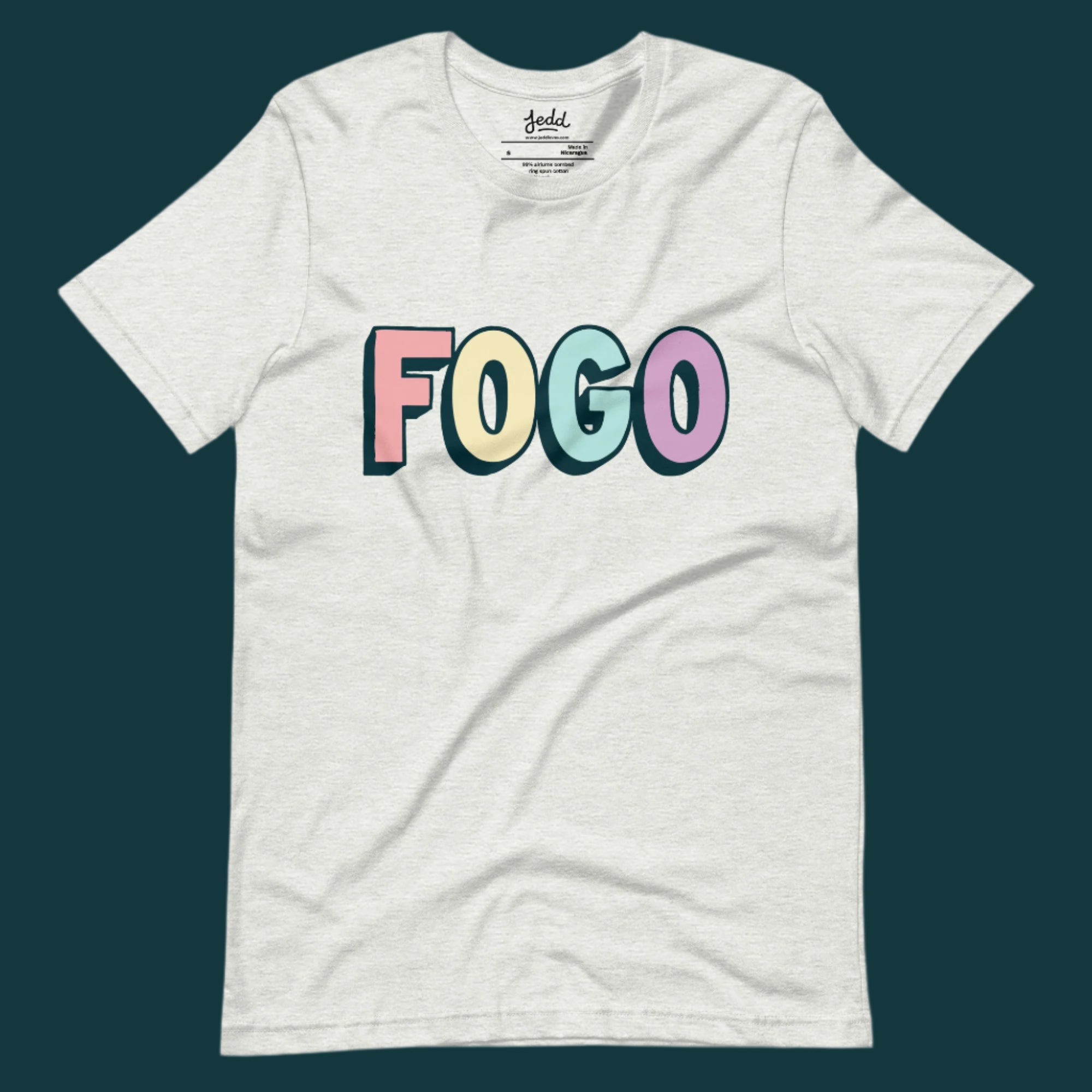 A grayt-shirt that reads FOGO
